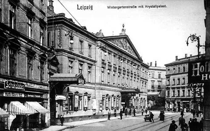 Datei:Krystallpalast Leipzig Straßenfront.jpg