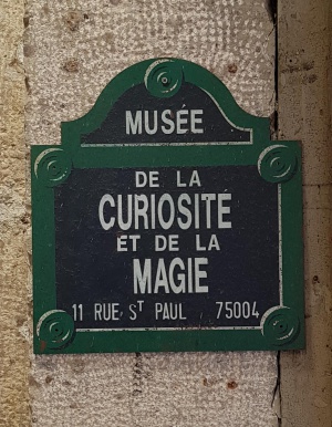 20190928 132256 Musee-de-la-Curiosite-et-de-la-Magie Schild.jpg