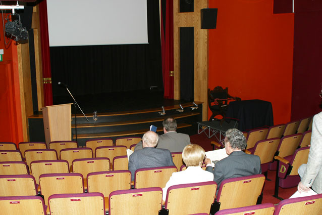 Datei:MC-Saal.jpg