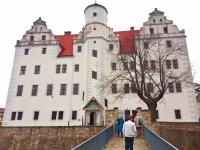 Schloss-Schoenfeld.jpg